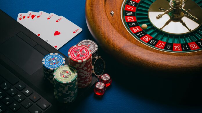 All the Quirks and Strange Superstitions of Gamblers
